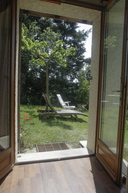 Chambre D'Hotes La Bichette Chassagny Exteriör bild