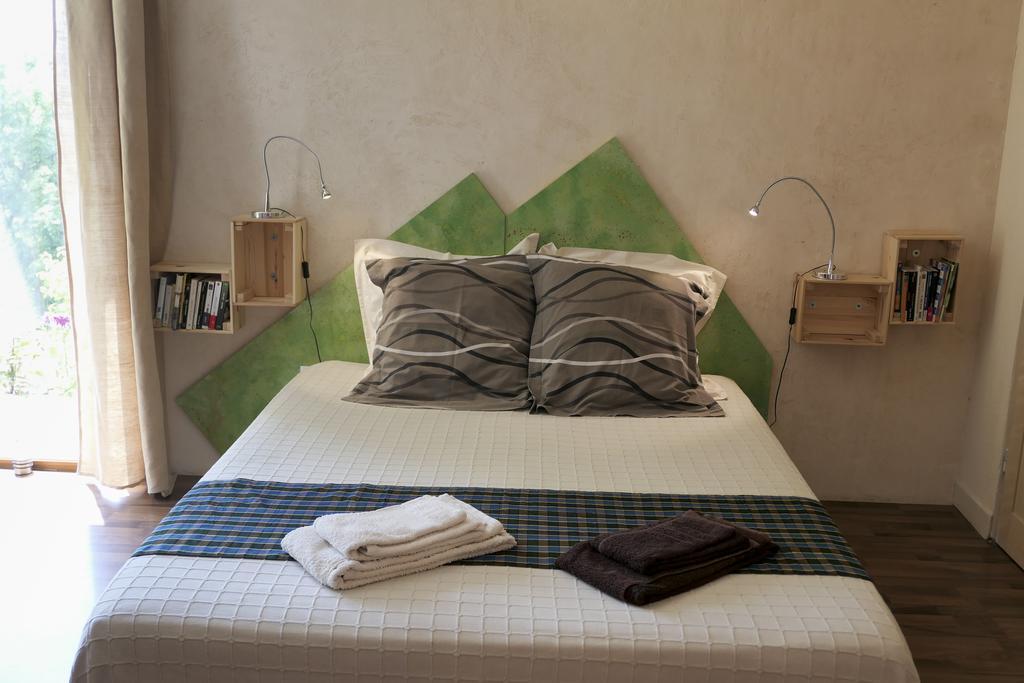 Chambre D'Hotes La Bichette Chassagny Exteriör bild